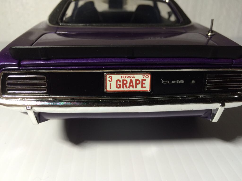 Cuda  toy car collectible - Main Image 2