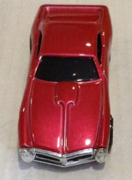 GT 03 General Motors Guinda - Hot Wheels toy car collectible - Main Image 1
