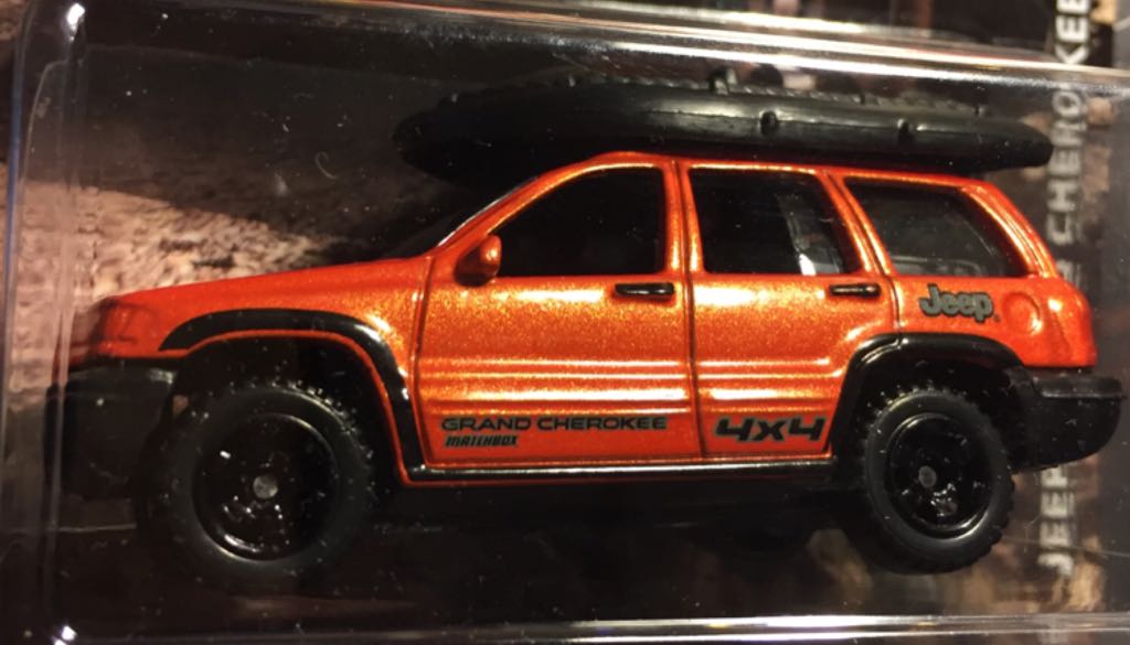 Jeep Grand Cherokee - MBX Jeep toy car collectible - Main Image 2