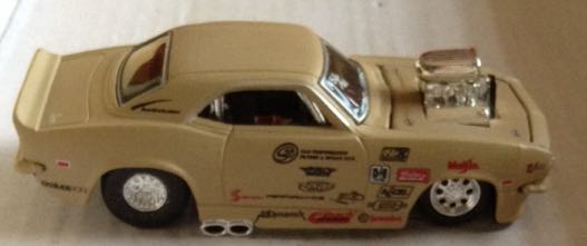 Chevrolet Camaro Cafe - Maisto toy car collectible - Main Image 2