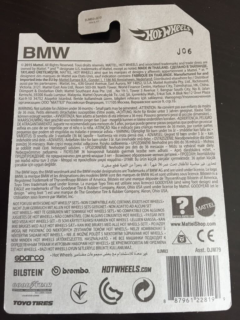 BMW 2002 - BMW Series toy car collectible - Main Image 2