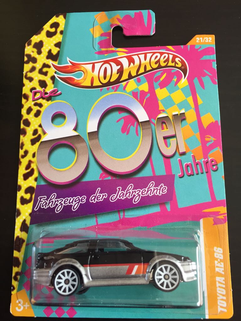 Disney Cars Larry Camper