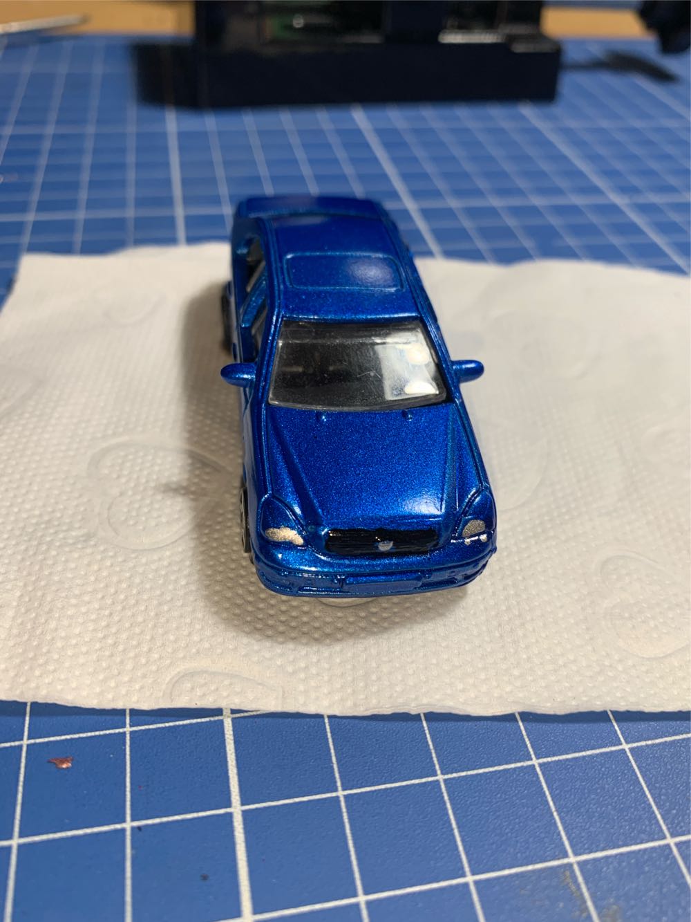 Lexus LS430 - Motor Max toy car collectible - Main Image 3