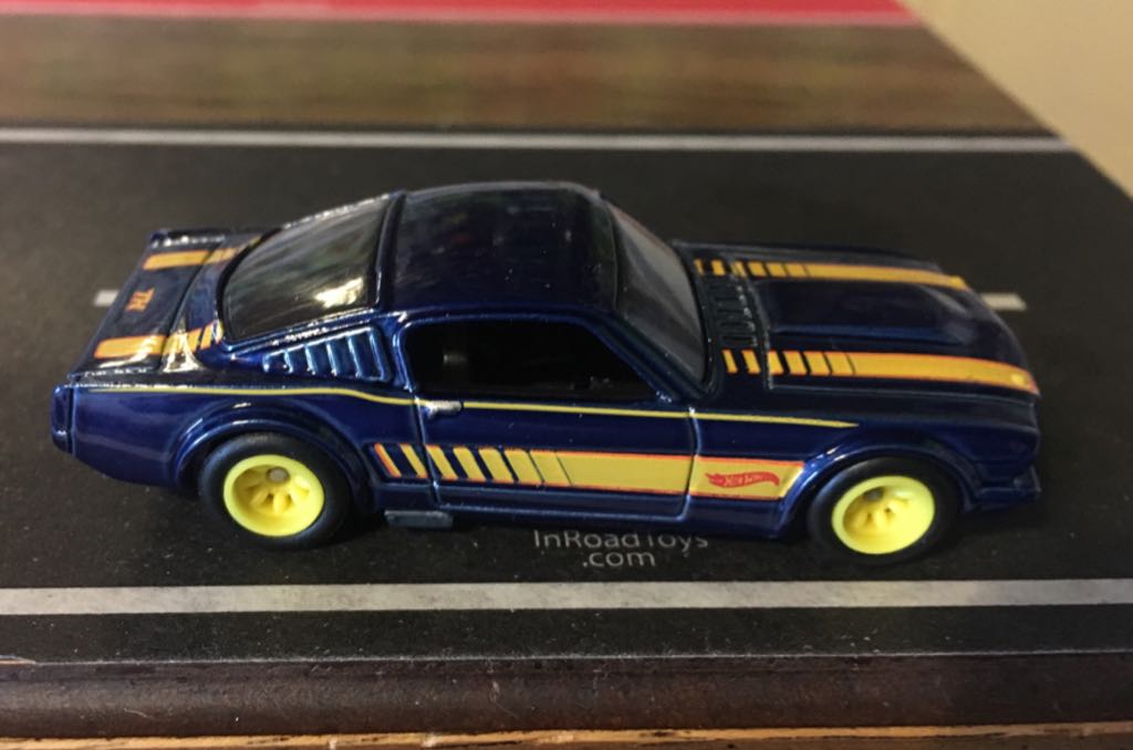 65 Mustang 2+2 Fastback - 2015 Treasure Hunt toy car collectible - Main Image 1