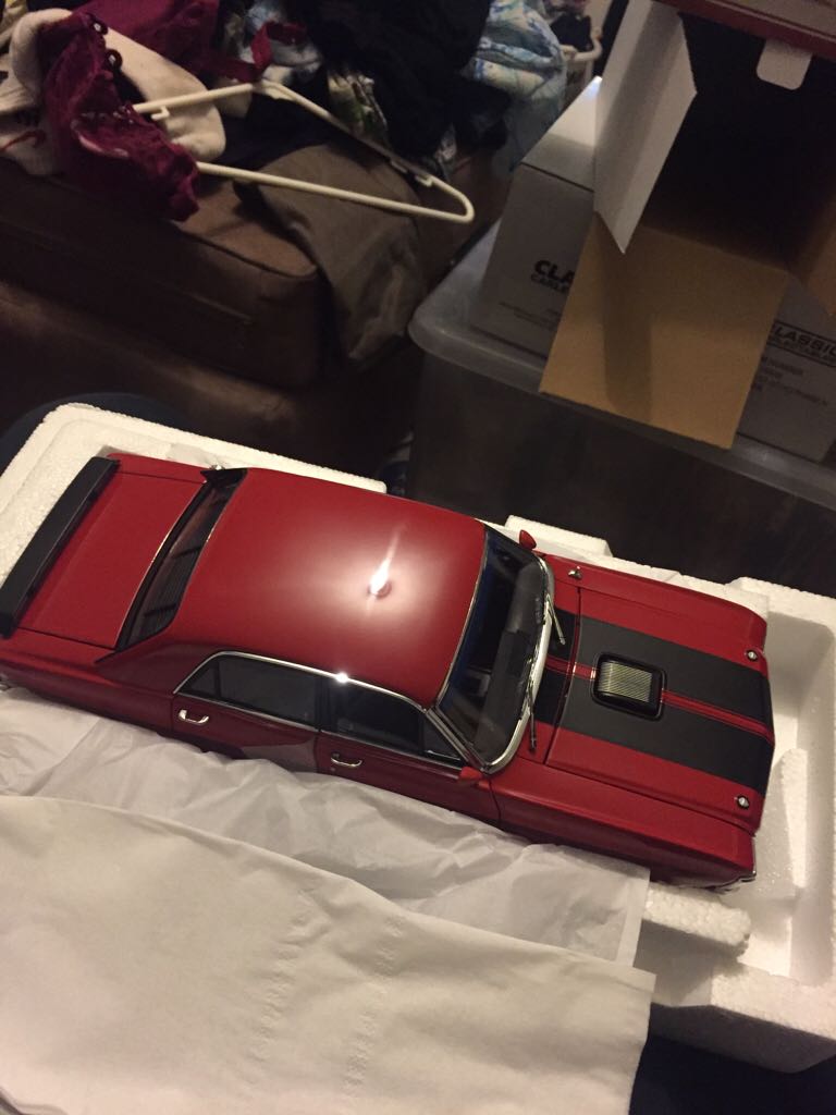 TOMICA 030 - Hino Ranger