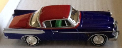 Studebaker 1957 Rojo Y Morado - Johnny Lightning toy car collectible - Main Image 2