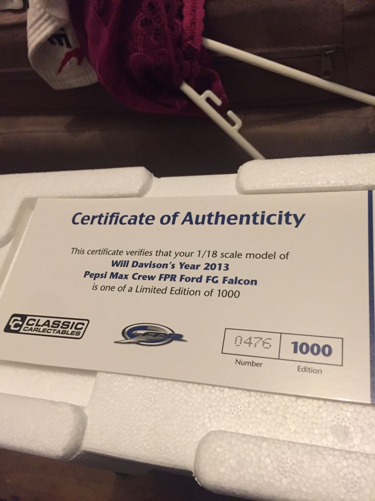 Classic Carlectables - V8 Supercars toy car collectible - Main Image 2