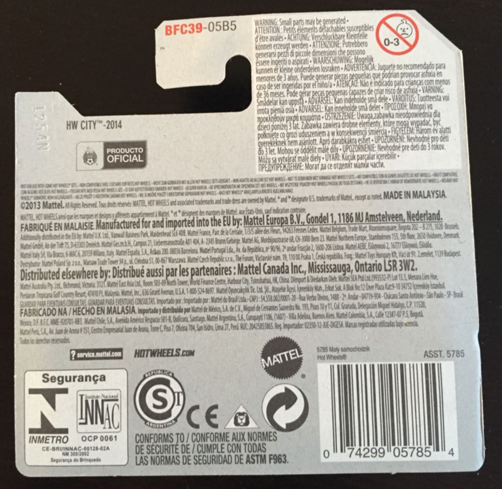 Scoopa Di Fuego - HW City toy car collectible - Main Image 2