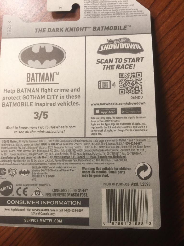 THE DARK KNIGHT BATMOBILE - 2016 Batman toy car collectible - Main Image 2