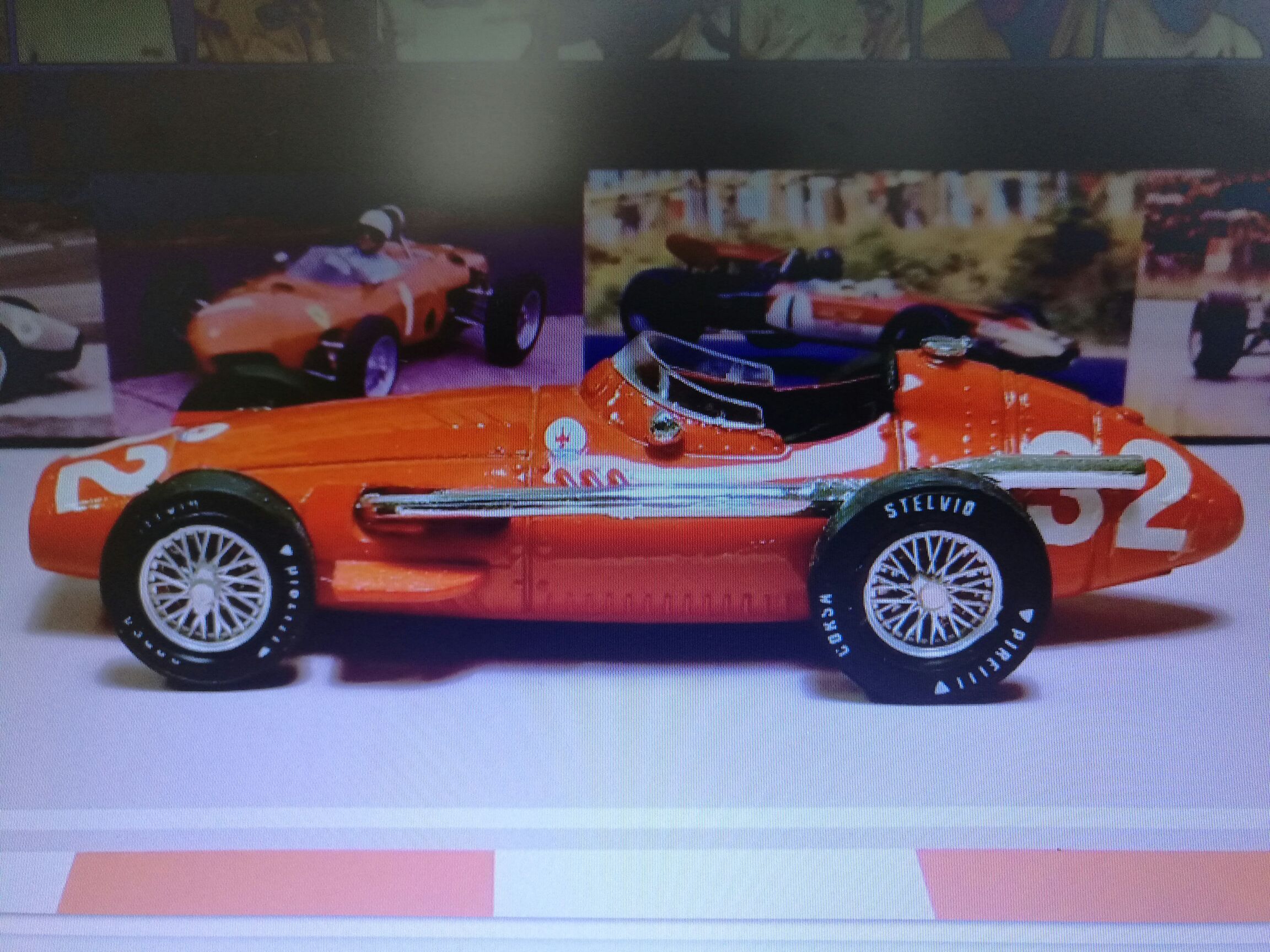 Batmobile 2013 Yellow Rims