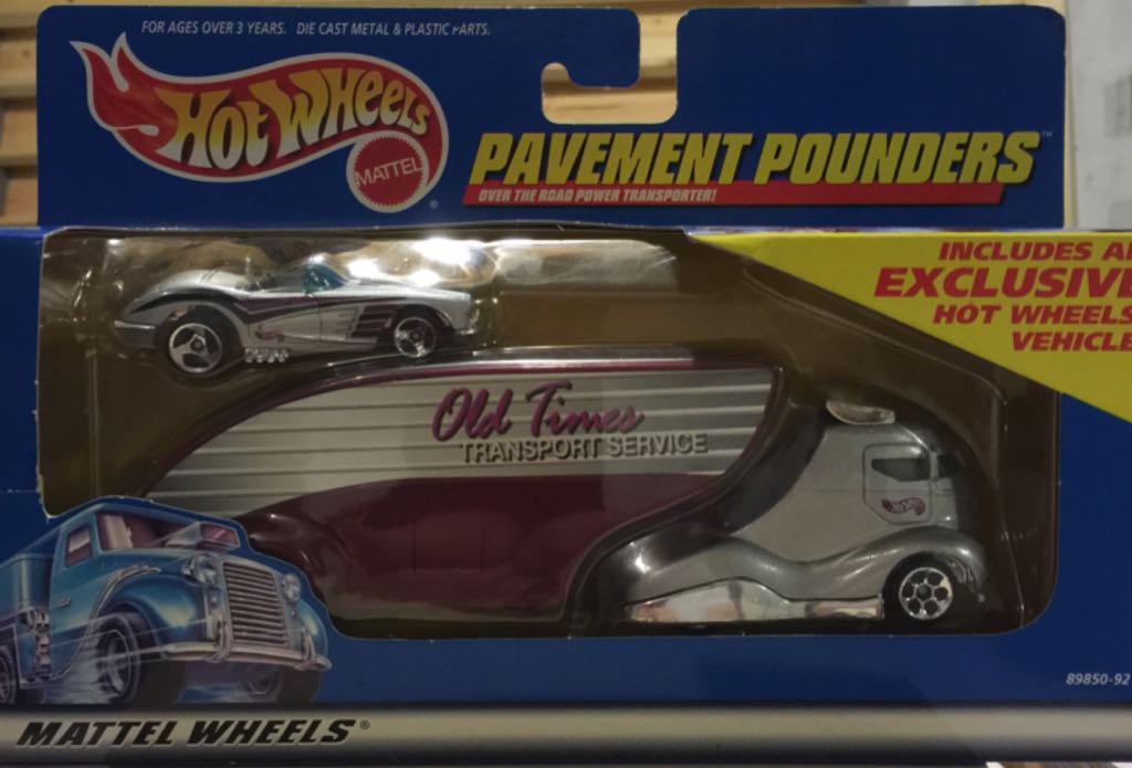 1964 Ford C-950 Truck