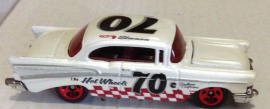 Chevy 57 Blanco - Hot Wheels toy car collectible - Main Image 2