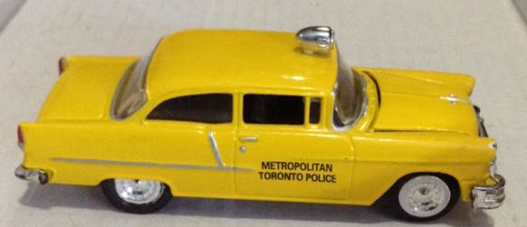 Chevy Bel Air Policia Metropolitana Toronto Amarillo - Racing Champions toy car collectible - Main Image 2