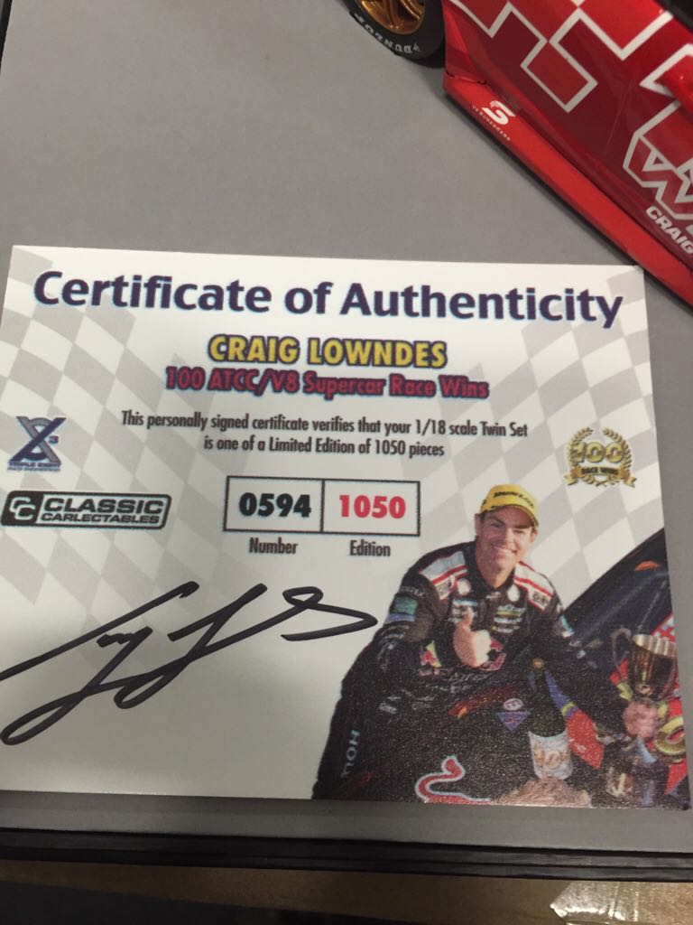 Classic Carlectibles  - V8 Supercars toy car collectible - Main Image 2