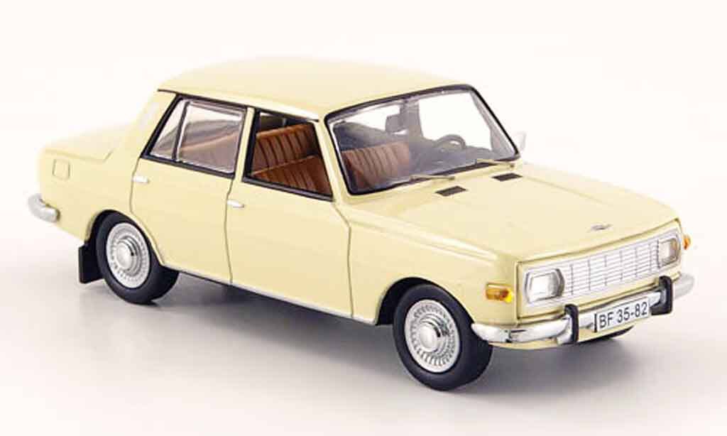 Wartburg 353 - 993 cc toy car collectible - Main Image 1