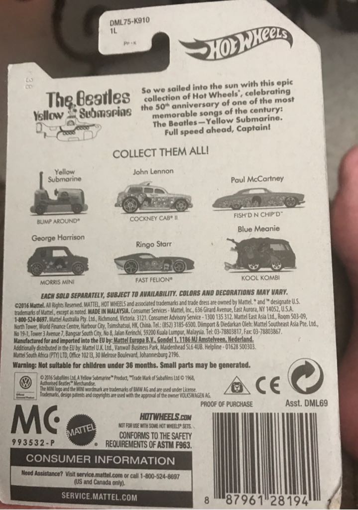 The Beatles Fast Fellon - 2016 THE BEATLES YELLOW SUBMARINE toy car collectible - Main Image 2