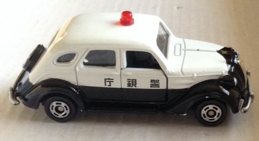 Patrulla Toyota Modelo AA - Tomica toy car collectible - Main Image 2