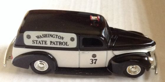 Patrulla Ford 1940 Blanco Y Negro - Racing Champions toy car collectible - Main Image 2