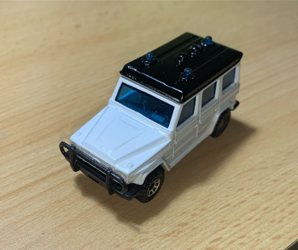 Mercedes Benz 280 GE - Machtbox toy car collectible - Main Image 3