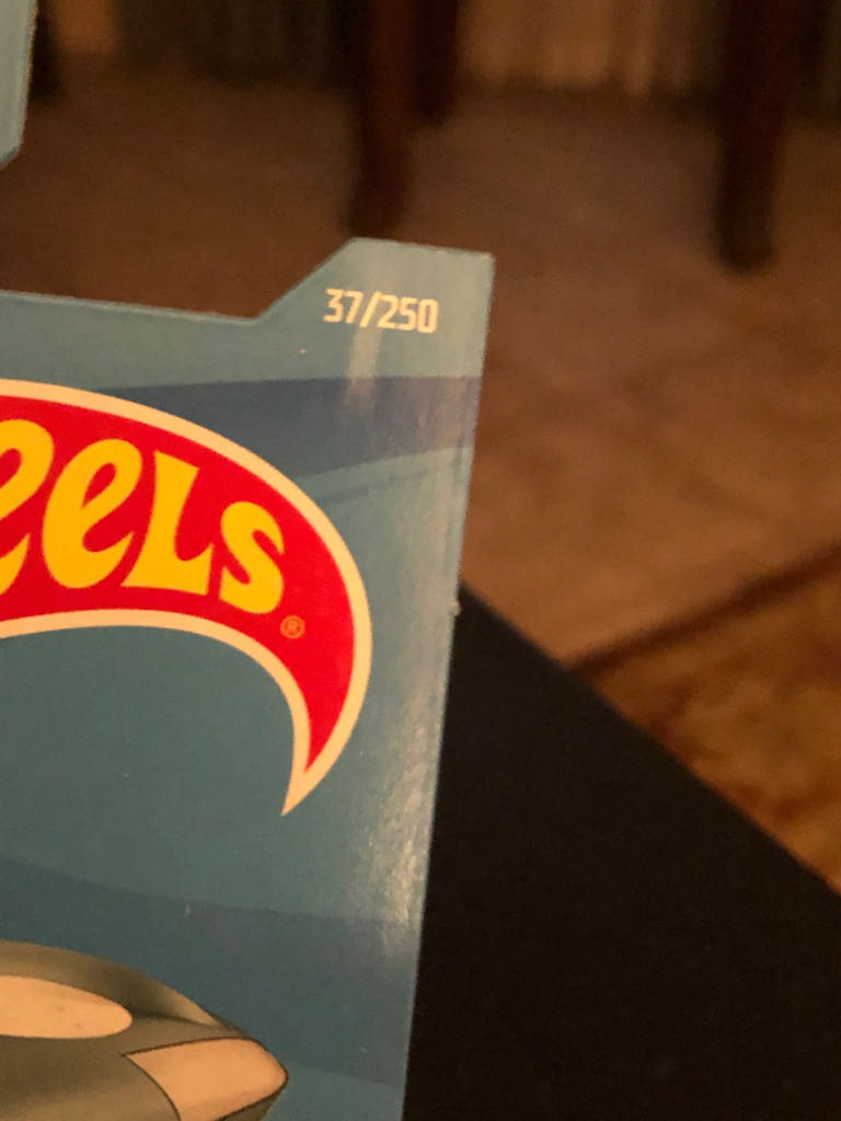 Corvette Grand Sport Roadster - 2021-HW RACE DAY toy car collectible - Main Image 2