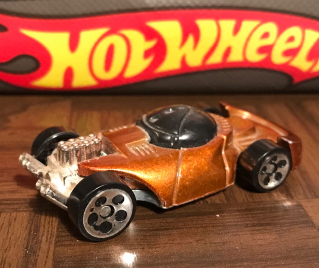 Innovator - 1999 Happy Meal toy car collectible - Main Image 2
