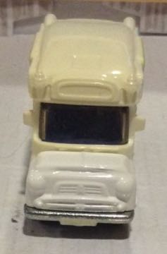 Ice Cream Van Cosmic Blanco - Machtbox toy car collectible - Main Image 1