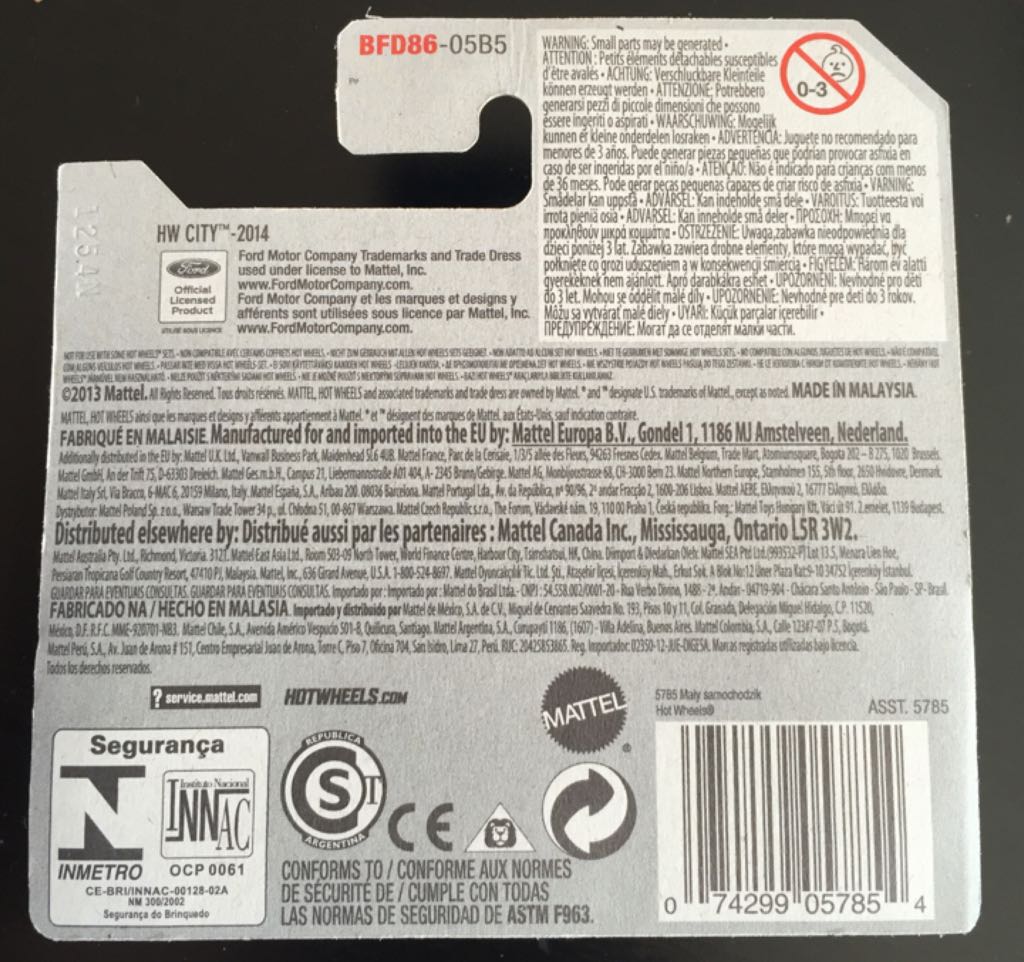 1999 Ford Mustang - HW City toy car collectible - Main Image 2