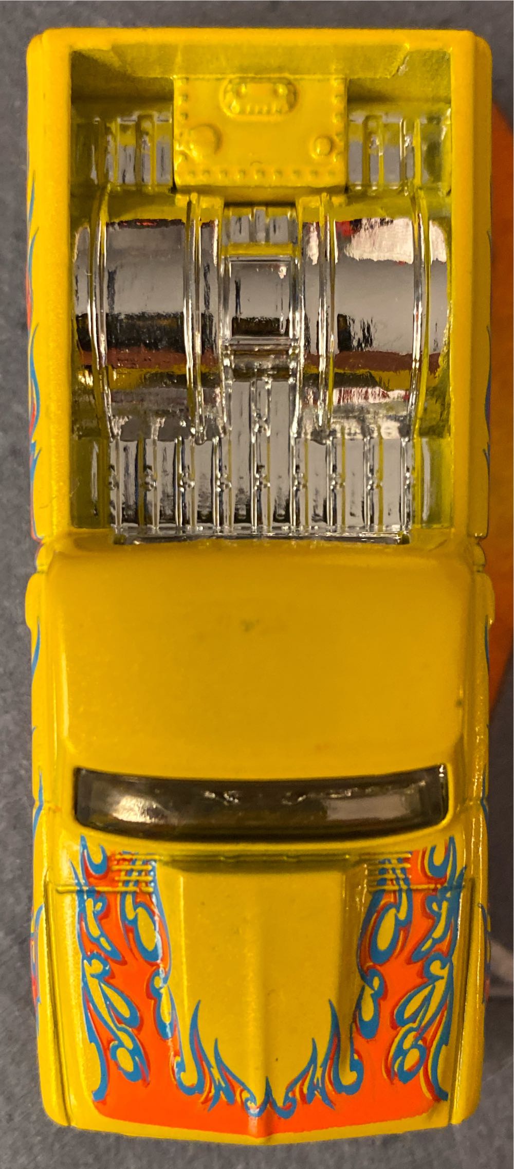 Chevy C10 ‘67 - HW WORKSHOP toy car collectible - Main Image 4