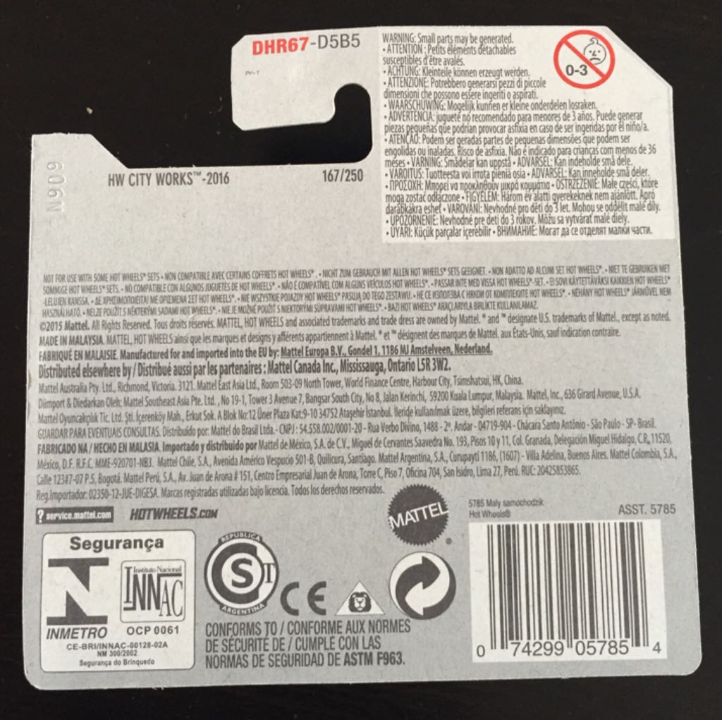 Fast Gassin’ - HW City Works toy car collectible - Main Image 2