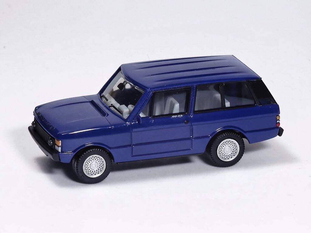 Range Rover - Land Rover toy car collectible - Main Image 2