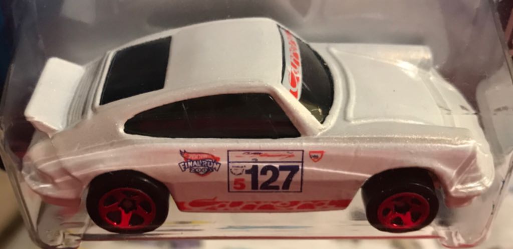 Porsche 911 Carrera - Final Run toy car collectible - Main Image 2