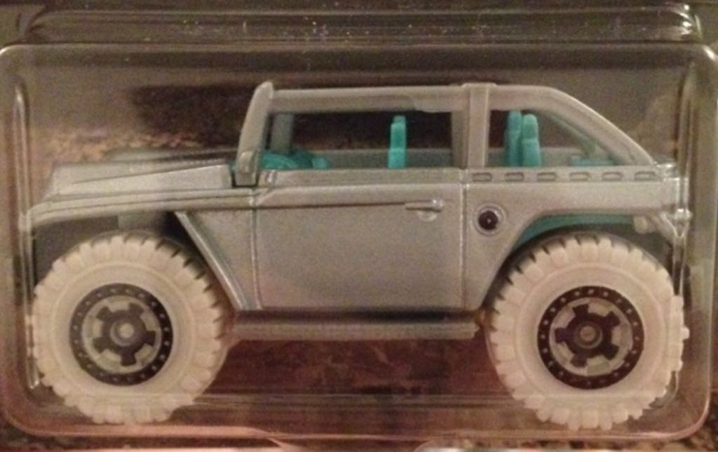 Matchbox Anniversary Edition  - Anniversary Edition toy car collectible - Main Image 2