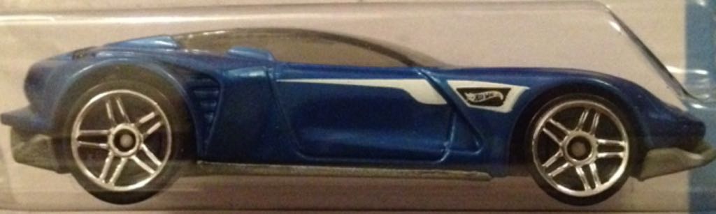 Gazella GT - HW Showroom toy car collectible - Main Image 2