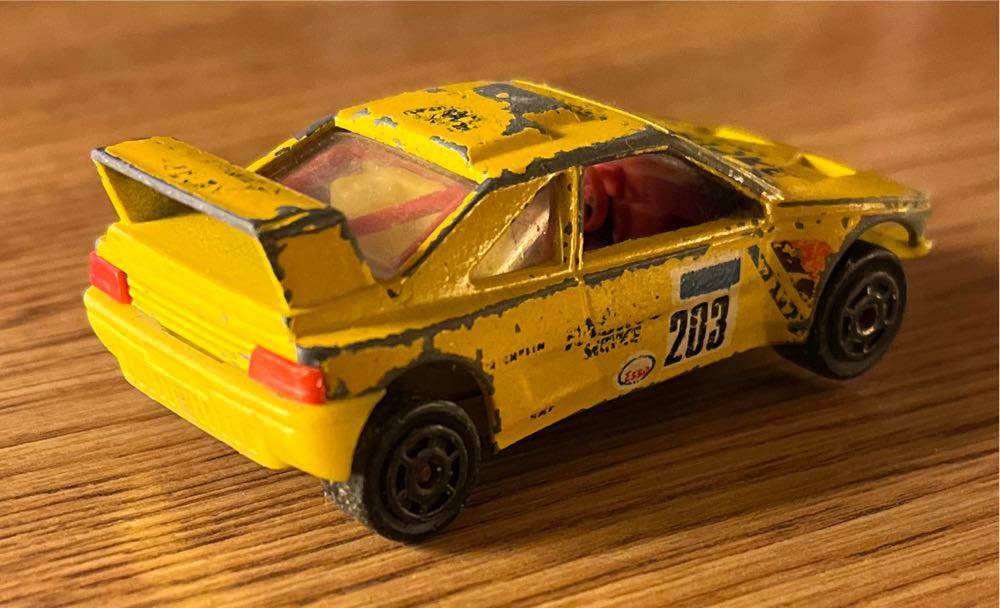 Peugeot 405 T 16 - 200-series toy car collectible - Main Image 2