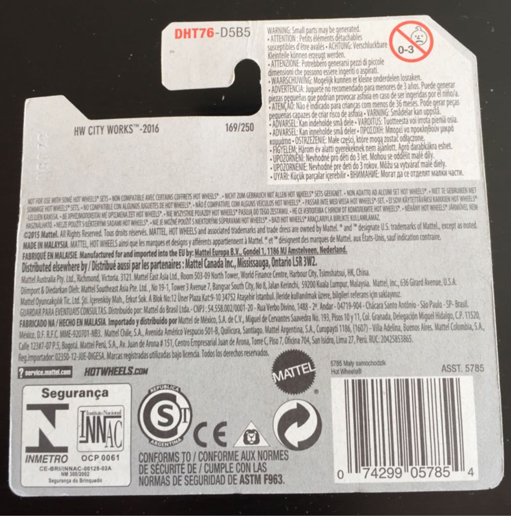 Street Cleaver - HW City Works toy car collectible - Main Image 2