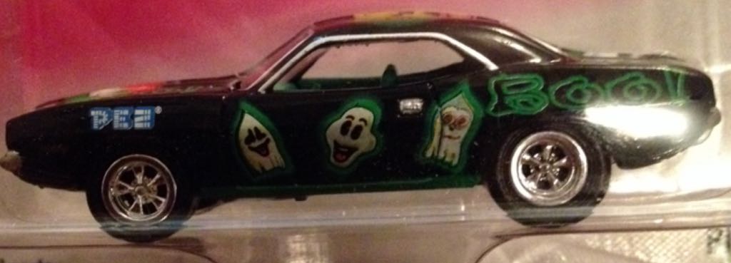 Cuda PEZ - Pez - 50 Years toy car collectible - Main Image 2