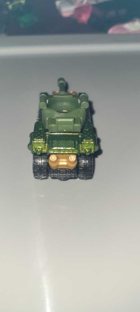 Hot Wheels Tanknator  toy car collectible - Main Image 3