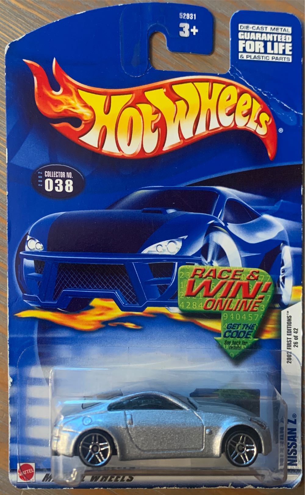 Nissan Z - 2002 First Edition toy car collectible - Main Image 3