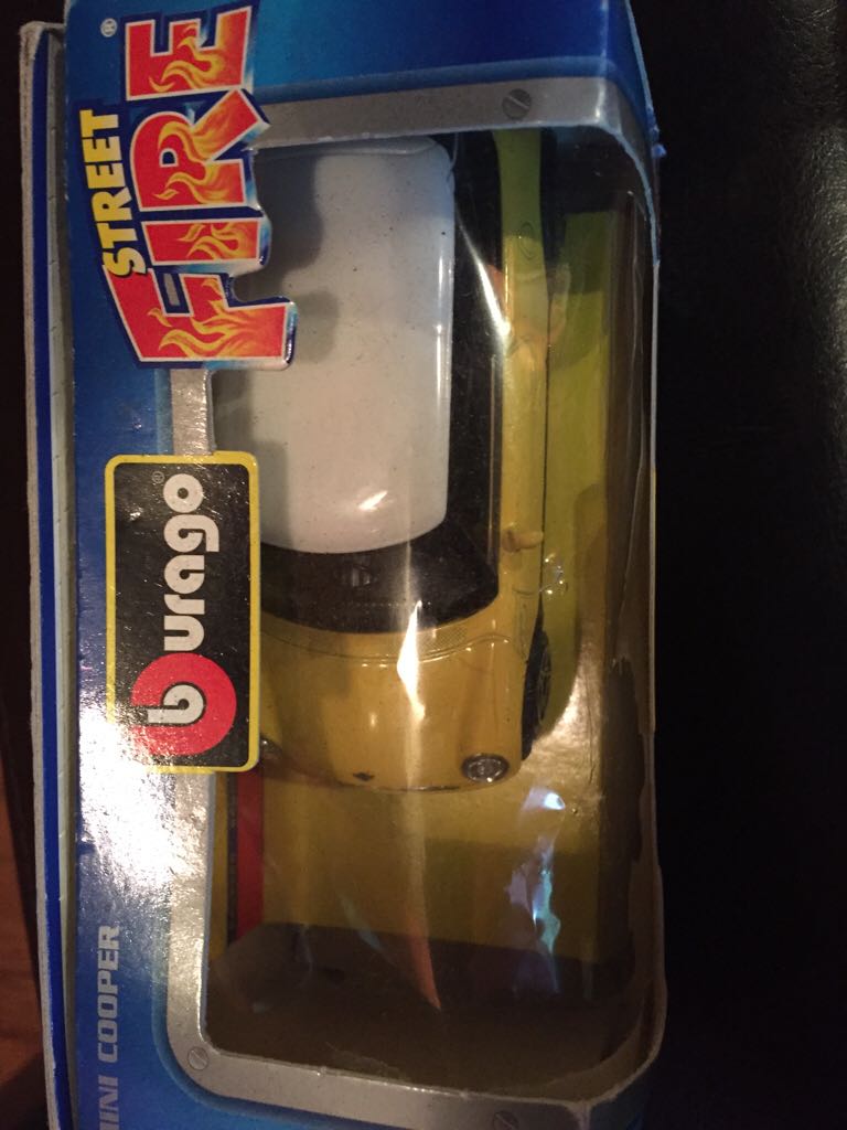 Urago Street Fire Mini Cooper  toy car collectible - Main Image 2