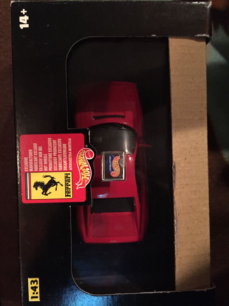 Hot Wheels Ferrari 348TB  toy car collectible - Main Image 2