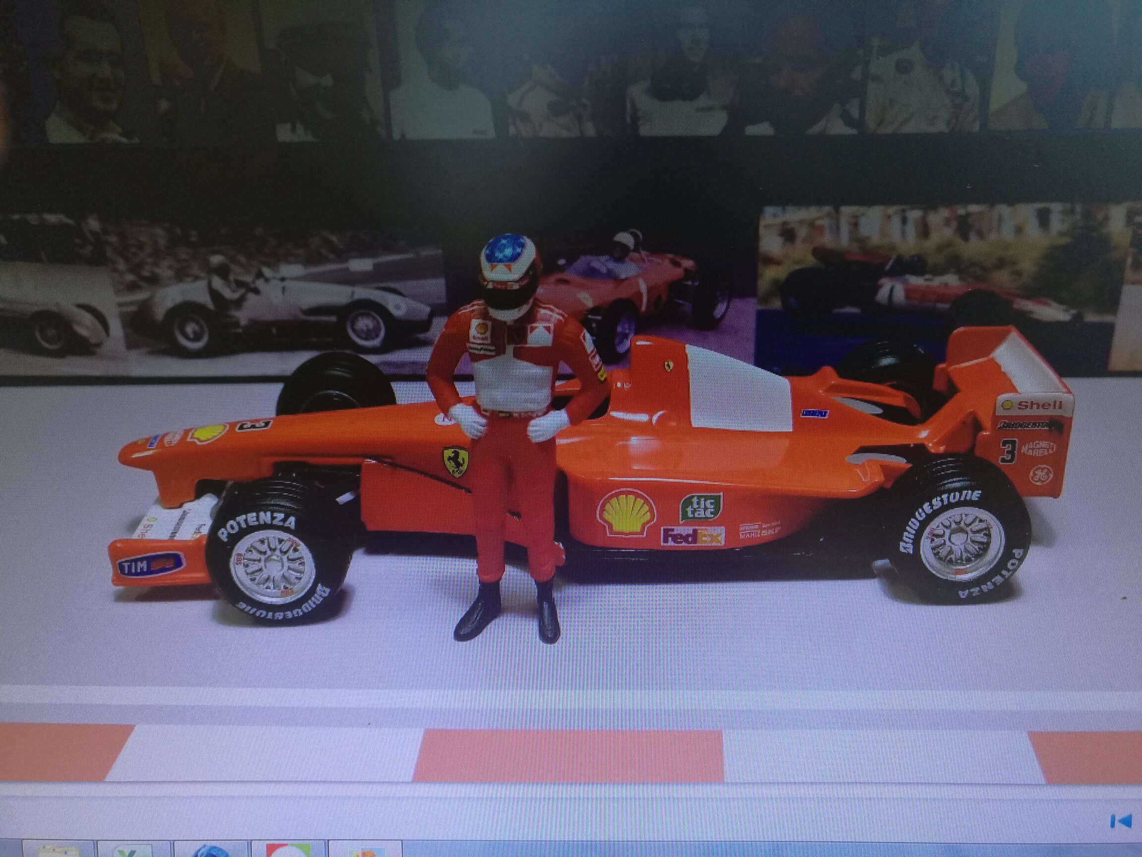 Ferrari F-2000 - Formula 1 toy car collectible - Main Image 1