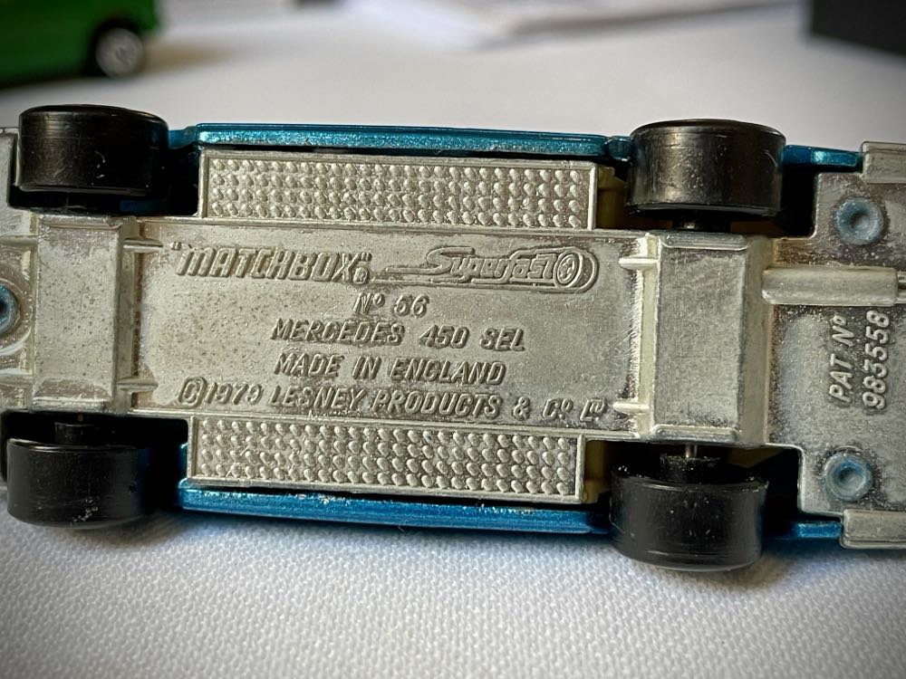 Mercedes 450 SEL - 1-75 Superfast toy car collectible - Main Image 4