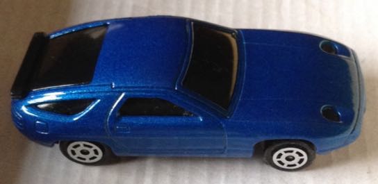 Porsche 928 Azul Metalico - Majorette toy car collectible - Main Image 2