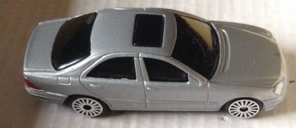 Mercedes Benz S Class Gris - Maisto toy car collectible - Main Image 2