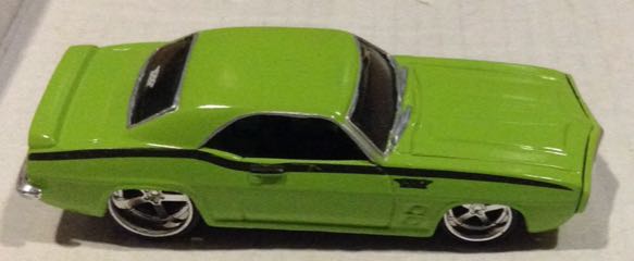 Pontiac Firebird  Verde  Limon - Maisto toy car collectible - Main Image 2