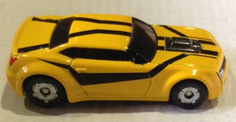 Transformers Bumblebee Camaro Amarillo - Tomica toy car collectible - Main Image 2