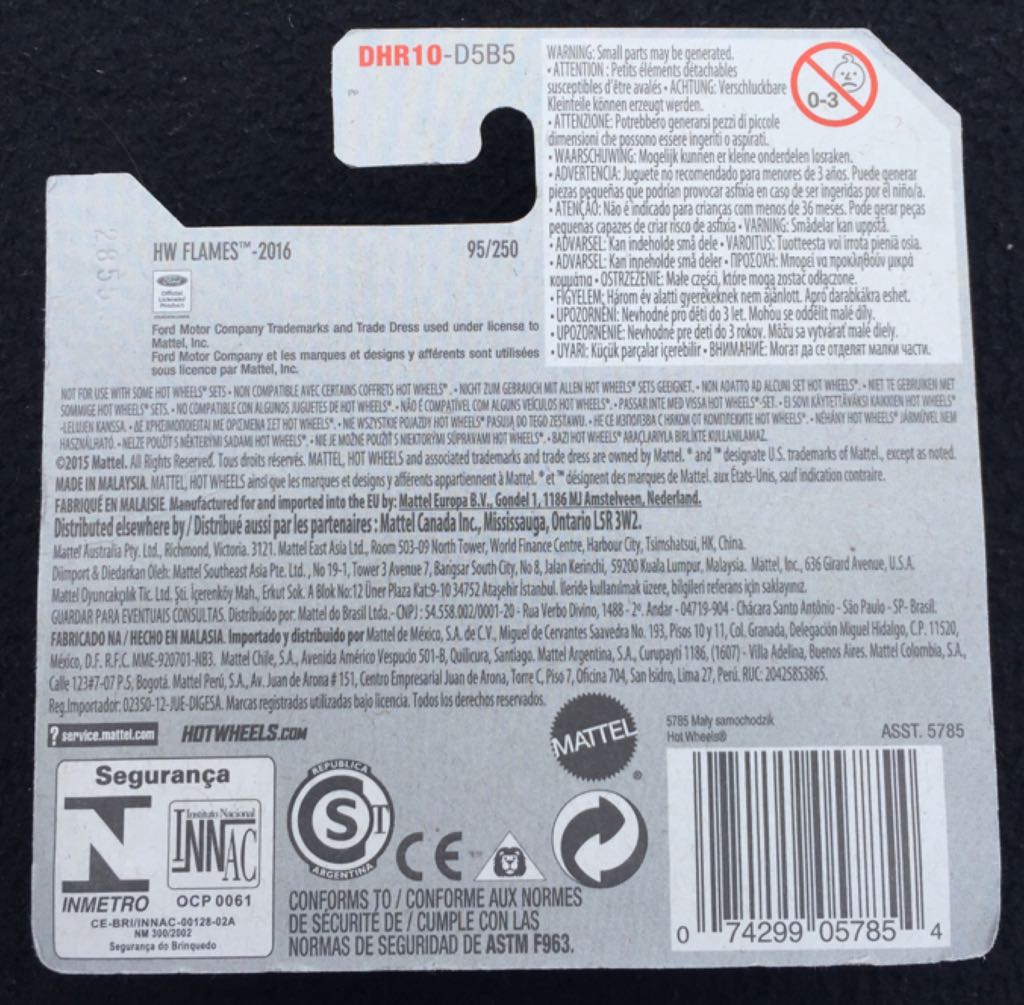 ’66 Ford 427 Fairlane - ’16 HW Flames toy car collectible - Main Image 2