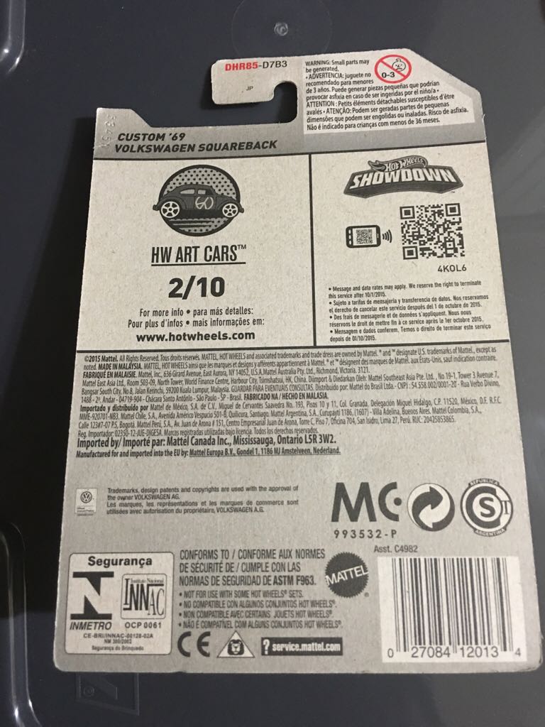 Hot Wheels Custom ‘69 Volkswagen Squareback - HW Art Cars toy car collectible - Main Image 2