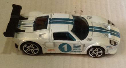 Ford GT LM Blanco - Hot Wheels toy car collectible - Main Image 2