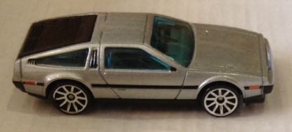 Delorean  DMC Gris - Hot Wheels toy car collectible - Main Image 2